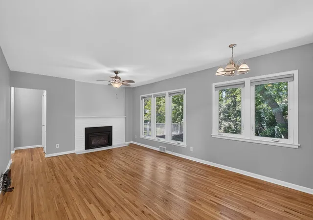 3rd image of 4320 Culver Rd, Golden Valley, MN 55422 | MLS# 7103460