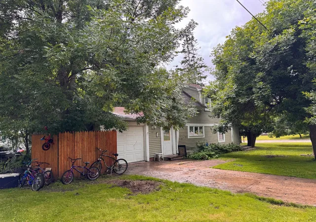 Homes for sale in Pelican Rapids, MN | 201 1st St Se, Pelican Rapids, MN 56572 | MLS# 7103472
