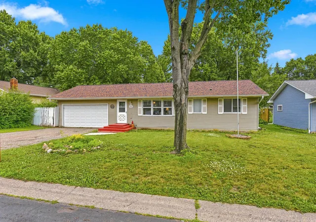 34th image of 925 Roosevelt St, River Falls, WI 54022 | MLS# 7103478