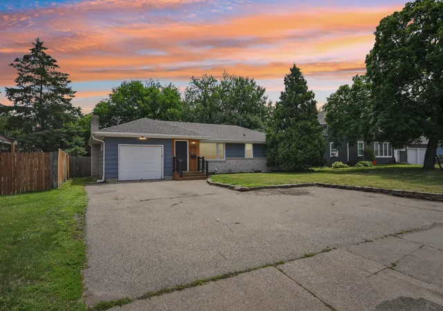 Homes for sale in Richfield, MN | 6927 Nicollet Ave, Richfield, MN 55423 | MLS# 7103486