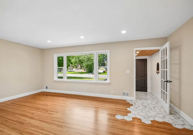 Homes for sale in Richfield, MN | 6927 Nicollet Ave, Richfield, MN 55423 | MLS# 7103486