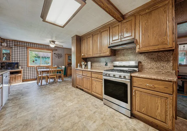 4th image of 1300 E Ripley St, Cornell, WI 54732 | MLS# 7103511