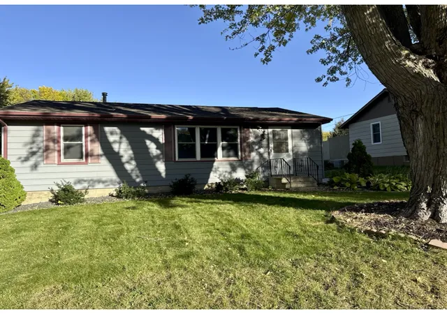 Single family home for sale at 508 3rd Avenue NE, Byron, MN 55920 | MLS# 7103520
