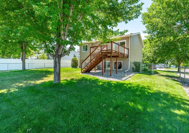 Photo 3 of Single family home for sale at 624 29th Street N, Moorhead, MN 56560 | MLS# 7103535 | Listing updated on 2026-09-29