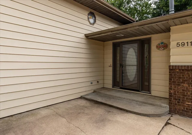 3rd image of 5911 24Th Ave Nw, Rochester, MN 55901 | MLS# 7103556