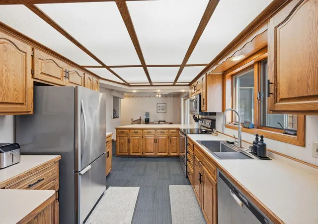 Photo 3 of Single family home for sale at 703 Shady Ridge Rd NW, Hutchinson, MN 55350 | MLS# 7103576 | Listing updated on 2026-09-22