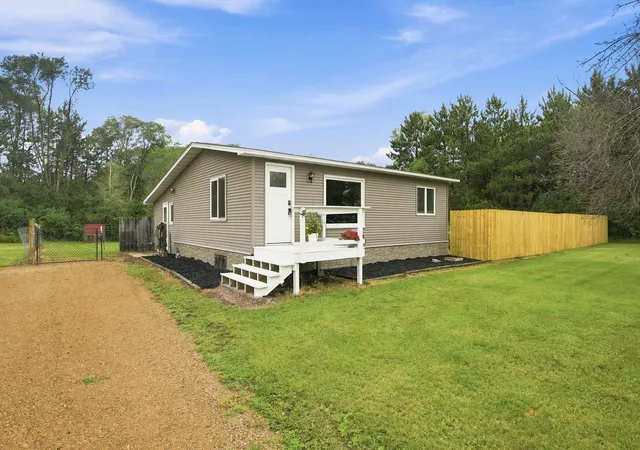 Homes for sale in New Richmond, WI | 1908 90th St, New Richmond, WI 54017 | MLS# 7103584