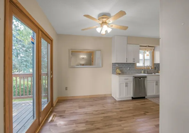 4th image of 9562 99Th Ave N, Maple Grove, MN 55369 | MLS# 7103608