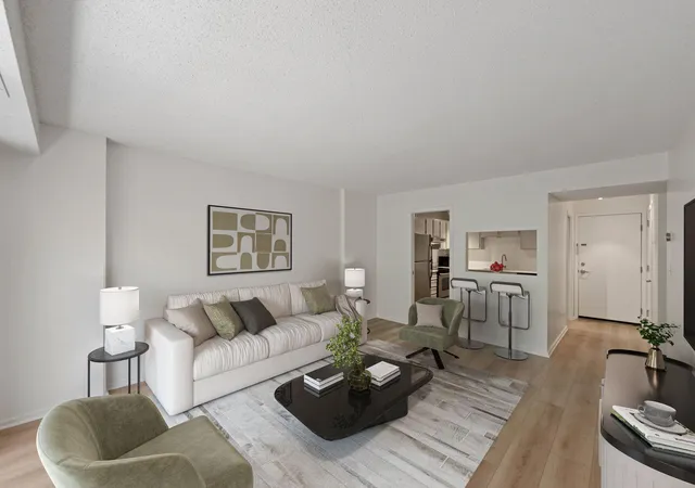 3rd image of 210 W Grant St, Minneapolis, MN 55403