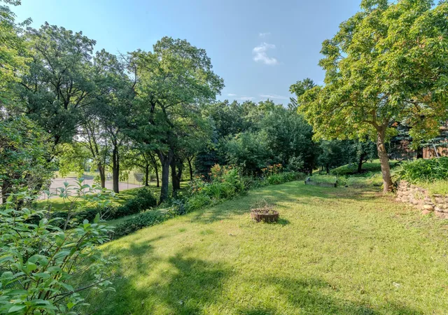 Photo 2 of Single family home for sale at 1421 Broadway Ave S, Sauk Rapids, MN 56379 | MLS# 7103626 | Listing updated on 2026-09-08