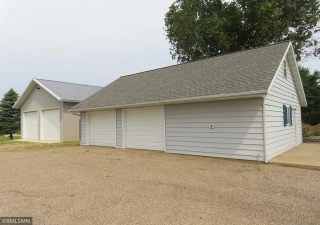 Homes for sale in Annandale, MN | 1814 County Road 5 Nw, Annandale, MN 55302 | MLS# 7103644