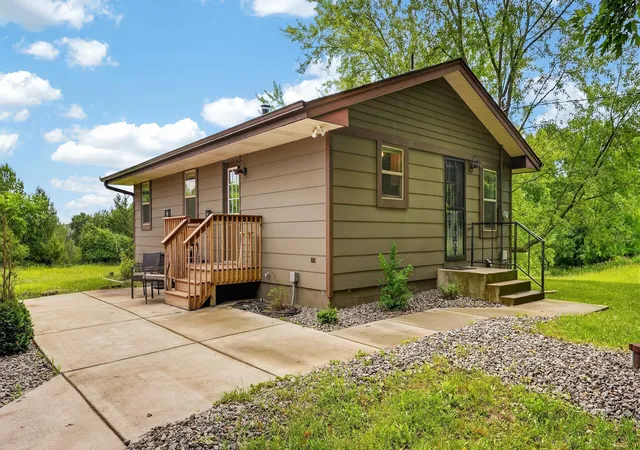 Homes for sale in Rush City, MN | 47585 Cedarcrest Trl, Rush City, MN 55069 | MLS# 7103652