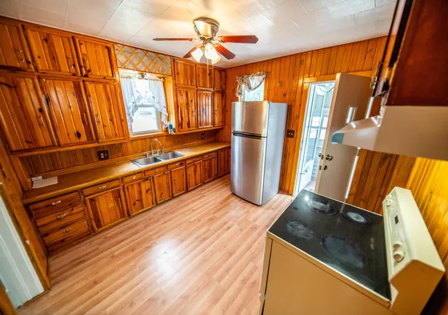 Photo 2 of Single family home for sale at 704 7th Street Se, Rochester, MN 55904 | MLS# 7103663 | Listing updated on 2026-08-07