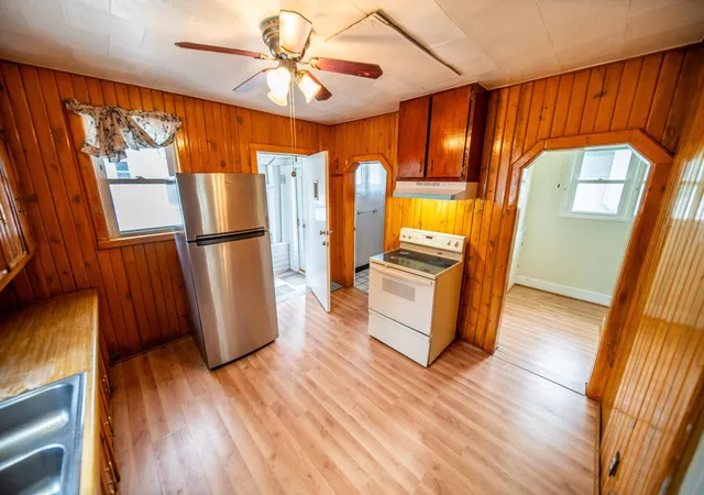 Photo 3 of Single family home for sale at 704 7th Street SE, Rochester, MN 55904 | MLS# 7103663 | Listing updated on 2026-08-07