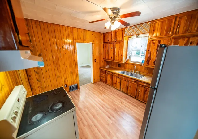 Photo 4 of Single family home for sale at 704 7th Street SE, Rochester, MN 55904 | MLS# 7103663 | Listing updated on 2026-08-07