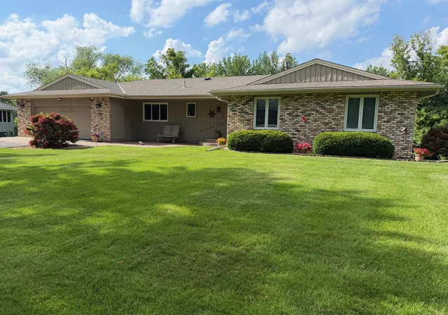 42nd image of 12680 N Shannon Dr, Shakopee, MN 55379 | MLS# 7103690