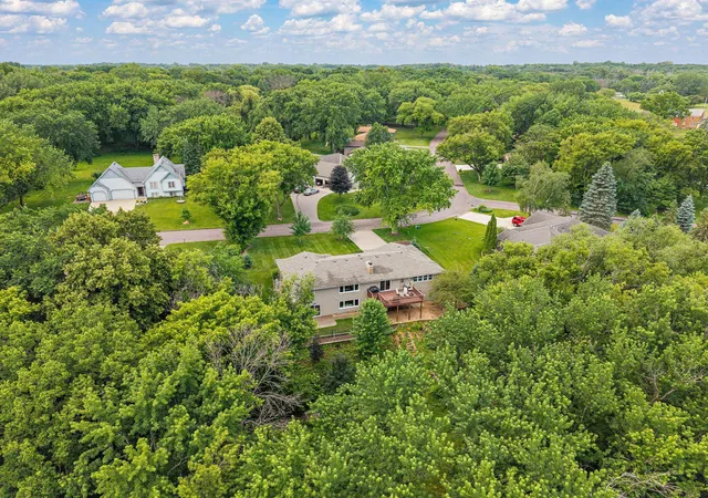 4th image of 12680 N Shannon Dr, Shakopee, MN 55379 | MLS# 7103690