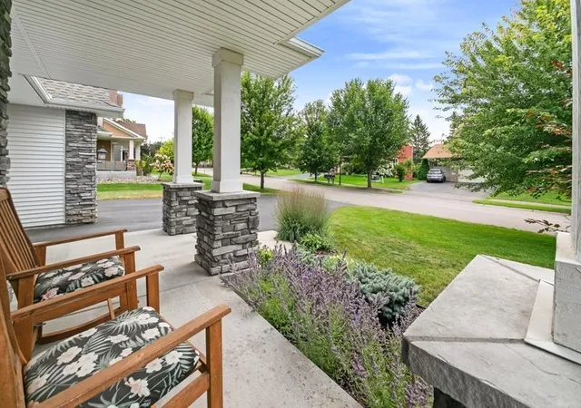 2nd image of 2460 White Pine Wy, Stillwater, MN 55082 | MLS# 7103707