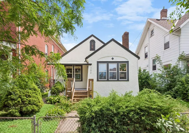 38th image of 792 Charles Ave, Saint Paul, MN 55104 | MLS# 7103708
