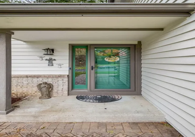 4th image of 13480 Georgia Ct, Saint Paul, MN 55124 | MLS# 7103781