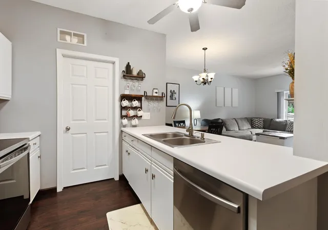 Photo 4 of Sale Pending at 701 Woodduck Dr #C, Saint Paul, MN 55125 | MLS# 7103799 | Listing updated on 2026-08-27