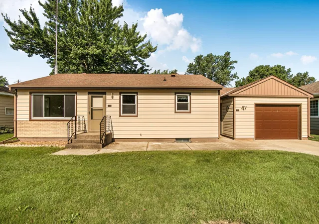 1st image of 515 6th Ave N, Cold Spring, MN 56320 | MLS# 7103811