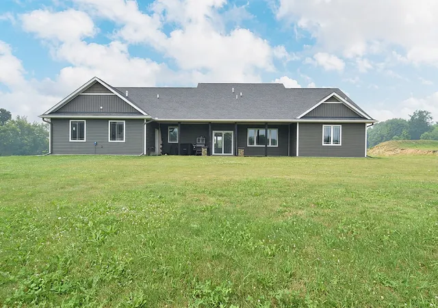 3rd image of 52929 Beech Ave, Braham, MN 55006 | MLS# 7103819
