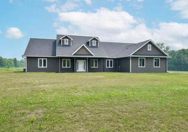 5th image of 52929 Beech Ave, Braham, MN 55006 | MLS# 7103819