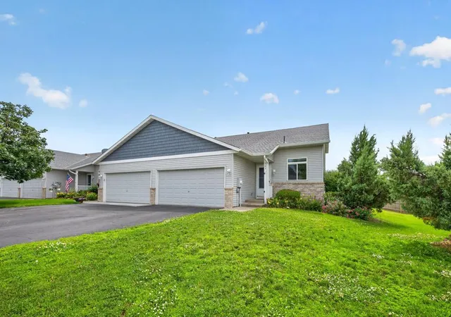 Homes for sale in Cannon Falls, MN | 306 Pine St, Cannon Falls, MN 55009 | MLS# 7103843