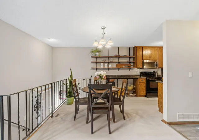 3rd image of 8545 Maplebrook Pkwy N, Brooklyn Park, MN 55445 | MLS# 7103844