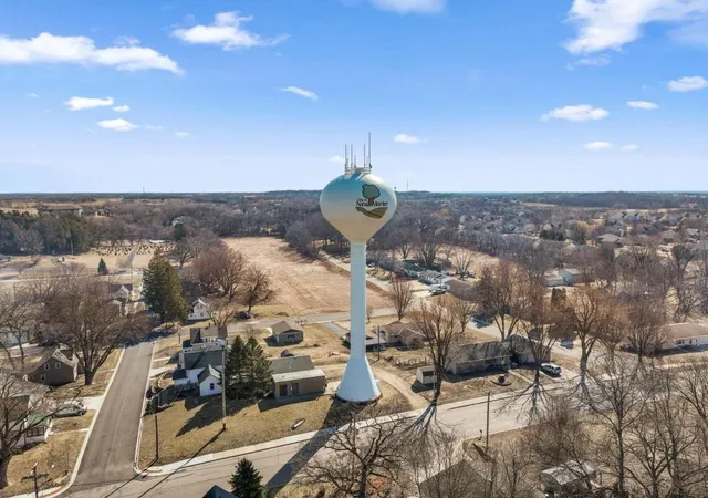 Photo 3 of Sale Pending at 604 James Pkwy, New Market, MN 55054 | MLS# 7103847 | Listing updated on 2026-07-03
