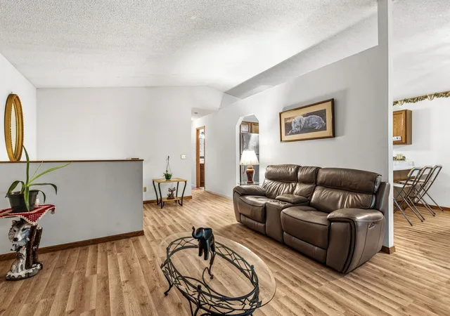 Homes for sale in Inver Grove Heights, MN | 6672 Dawn Wy, Inver Grove Heights, MN 55076 | MLS# 7103848