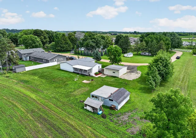 Photo 3 of Single family home for sale at 1445 1st Avenue SW, Oronoco, MN 55960 | MLS# 7103875 | Listing updated on 2026-08-18