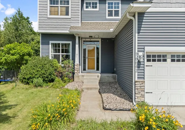 3rd image of 16643 Wintergreen St Nw, Andover, MN 55304 | MLS# 7103877