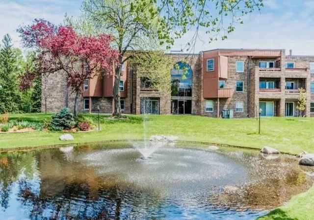 1st image of 2230 Midland Grove Rd #305, Saint Paul, MN 55113 | MLS# 7103897