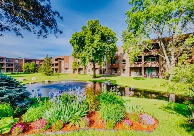 2nd image of 2230 Midland Grove Rd #305, Saint Paul, MN 55113 | MLS# 7103897