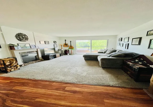 5th image of 2230 Midland Grv Rd, Roseville, MN 55113