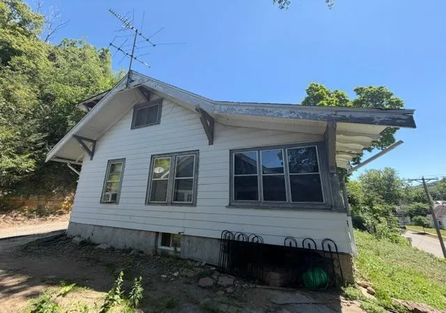 4th image of 1115 Bush St, Red Wing, MN 55066 | MLS# 7103902