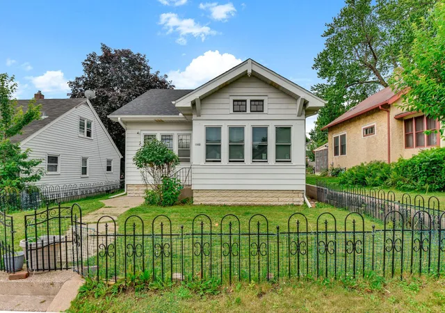 1st image of 1140 Maryland Ave E, Saint Paul, MN 55106 | MLS# 7103905