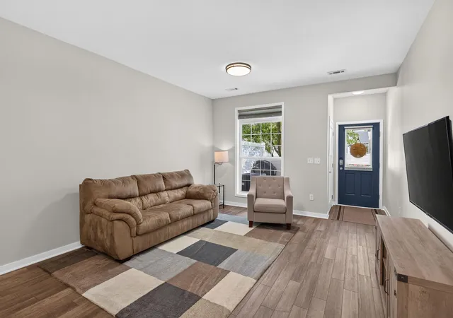 Photo 4 of Sale Pending at 575 20th Court SE, Cambridge, MN 55008 | MLS# 7103910 | Listing updated on 2026-09-01