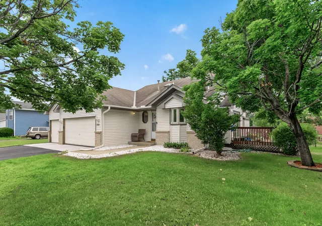 3rd image of 7101 Setzler Pkwy, Brooklyn Park, MN 55445 | MLS# 7103946
