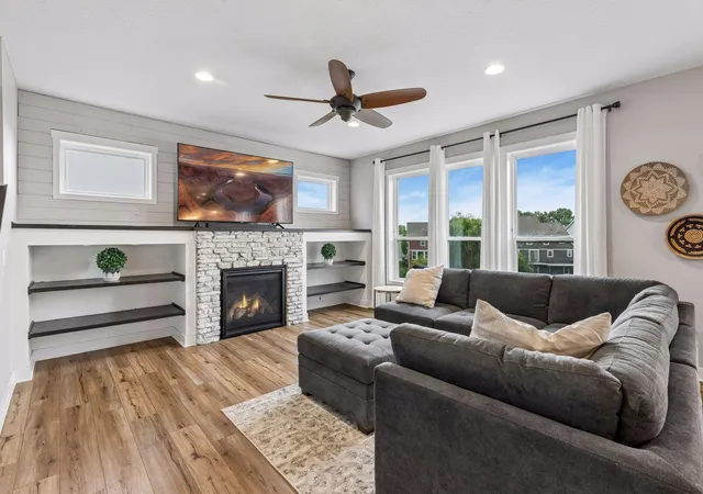 Photo 3 of Single family home for sale at 1173 Rosemary Ln, Chaska, MN 55318 | MLS# 7103962 | Listing updated on 2026-10-09