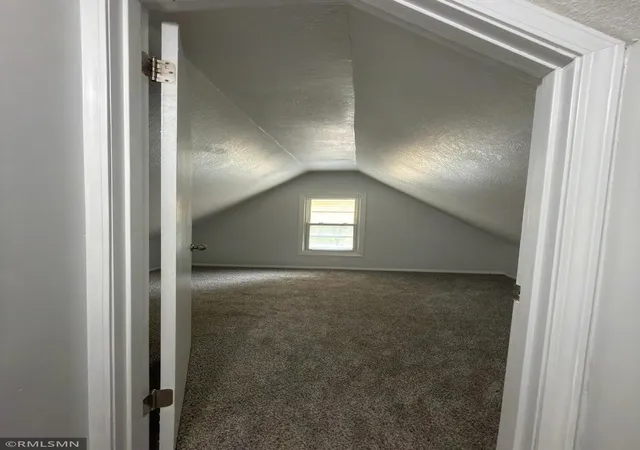 Photo 4 of Single family home for sale at 1071 Norton St, Saint Paul, MN 55117 | MLS# 7103977 | Listing updated on 2026-08-31