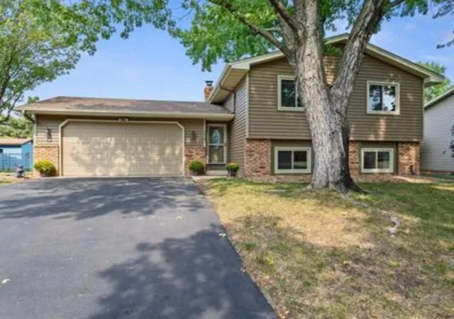 1st image of 7518 Humboldt Cir N, Brooklyn Park, MN 55444 | MLS# 7103984