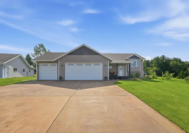 Homes for sale in Alexandria, MN | 2828 Sailor Dr Ne, Alexandria, MN 56308 | MLS# 7104002
