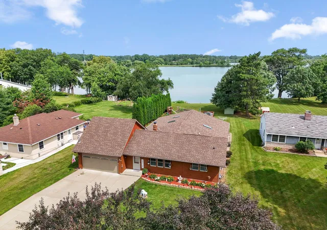 Homes for sale in White Bear Lake, MN | 1911 County Road F E, White Bear Lake, MN 55110 | MLS# 7104018