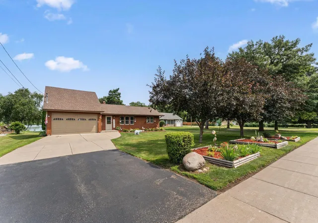Homes for sale in White Bear Lake, MN | 1911 County Road F E, White Bear Lake, MN 55110 | MLS# 7104018