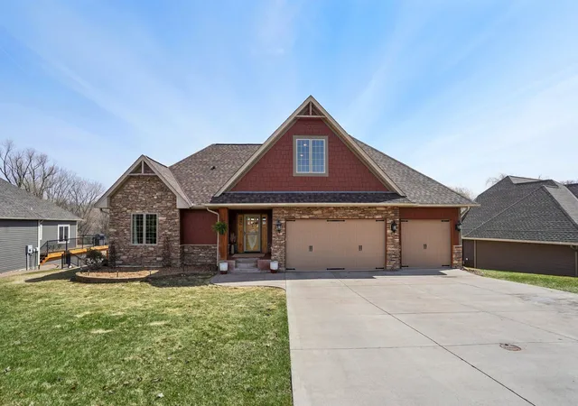 Homes for sale in Lindstrom, MN | 29411 Morningside Ct, Lindstrom, MN 55045 | MLS# 7104033