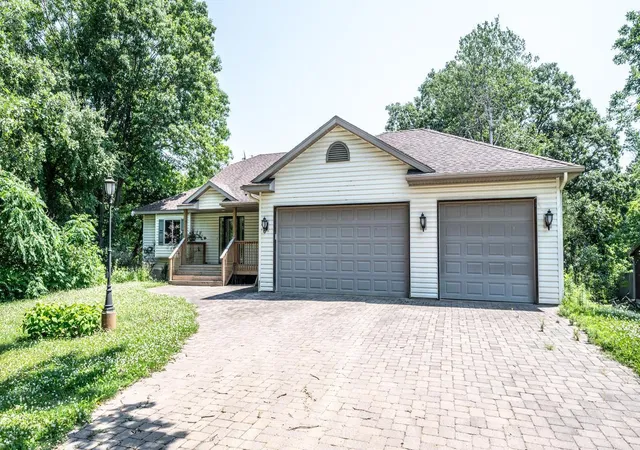 41st image of 700 Ridge Rd, Henderson, MN 56044 | MLS# 7104055