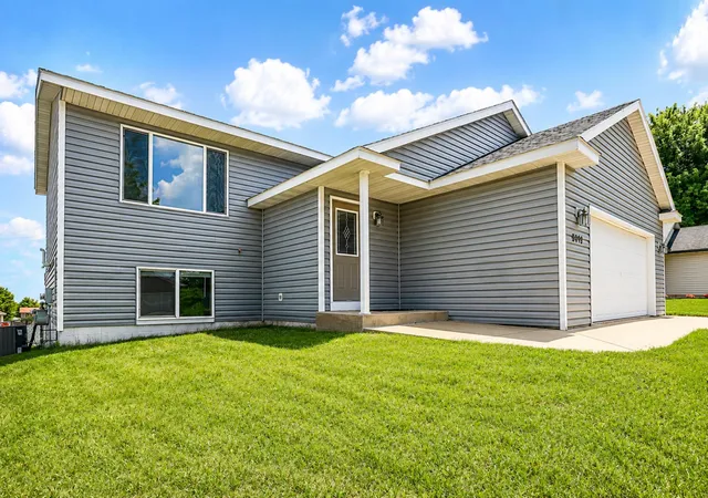 4th image of 5312 Kingsbury Pl Nw, Rochester, MN 55901 | MLS# 7104080